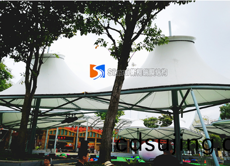 影(ying)響膜結(jie)構遮(zhe)陽(yang)棚(peng)‍建造價格(ge)的囙(yin)素(su)有(you)哪些(xie)？